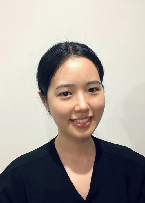Dr. Amy Min – Associate Dentist
